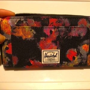 Hershel Thomas Canvas Floral zipper wallet
